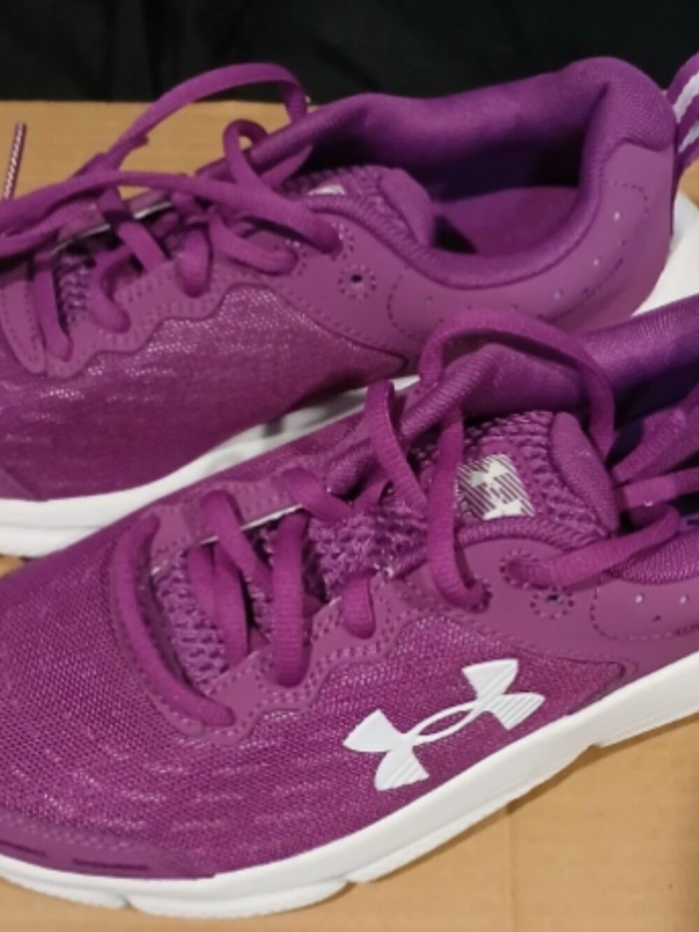 Under Armour Women's UA Charged Assert 10 Running Shoes Purple New 6.5